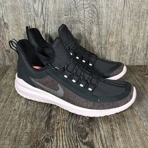 NEW Nike Renew Rival Shield Women's Size 5.5